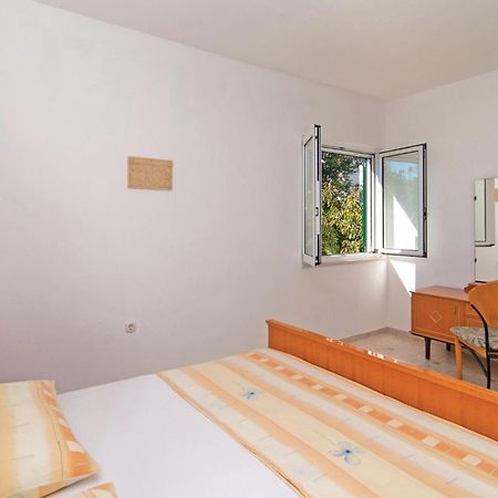 3 Bedroom Cozy Home In Supetar Ngoại thất bức ảnh