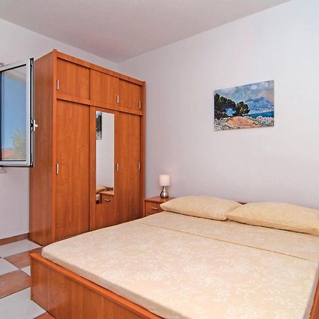 3 Bedroom Cozy Home In Supetar Ngoại thất bức ảnh